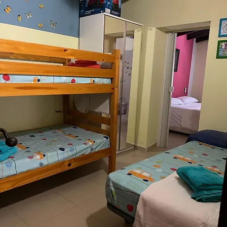 Chalé With Garden And Pool In